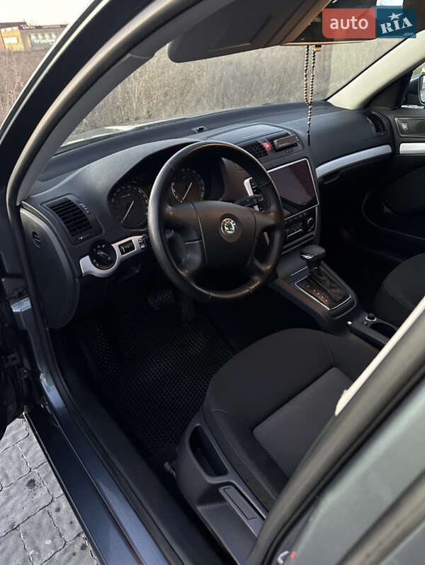 Лифтбек Skoda Octavia 2006 в Южноукраинске