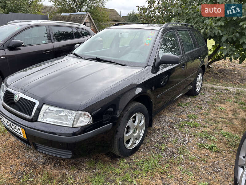 Универсал Skoda Octavia 2009 в Миргороде