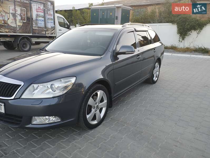 Универсал Skoda Octavia 2009 в Виннице