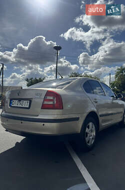 Лифтбек Skoda Octavia 2005 в 