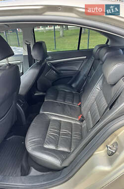 Лифтбек Skoda Octavia 2005 в 