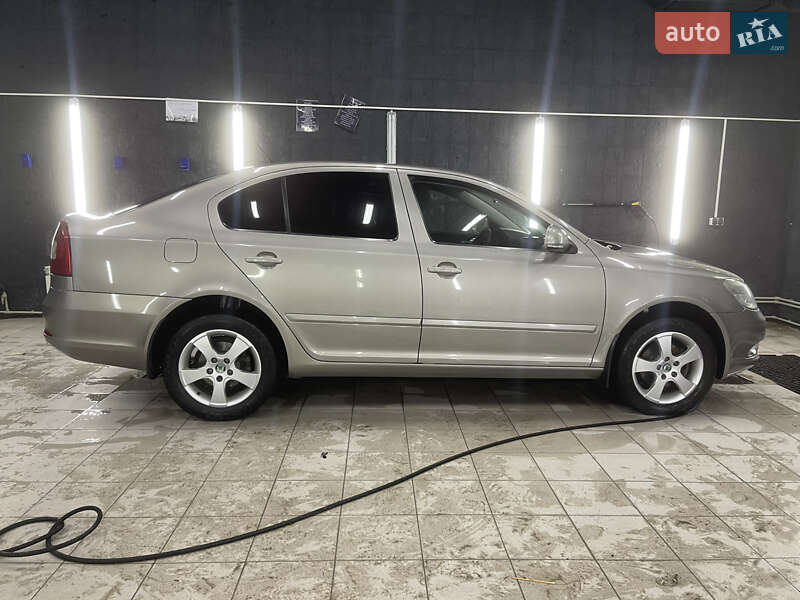 Лифтбек Skoda Octavia 2009 в Николаеве фото 9 Лифтбек Skoda Octavia 2009 в Николаеве