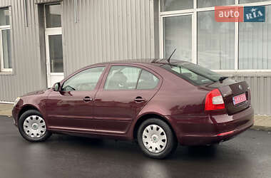 Лифтбек Skoda Octavia 2012 в 