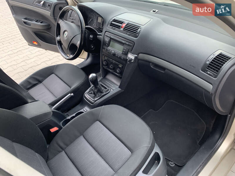 Универсал Skoda Octavia 2006 в Луцке