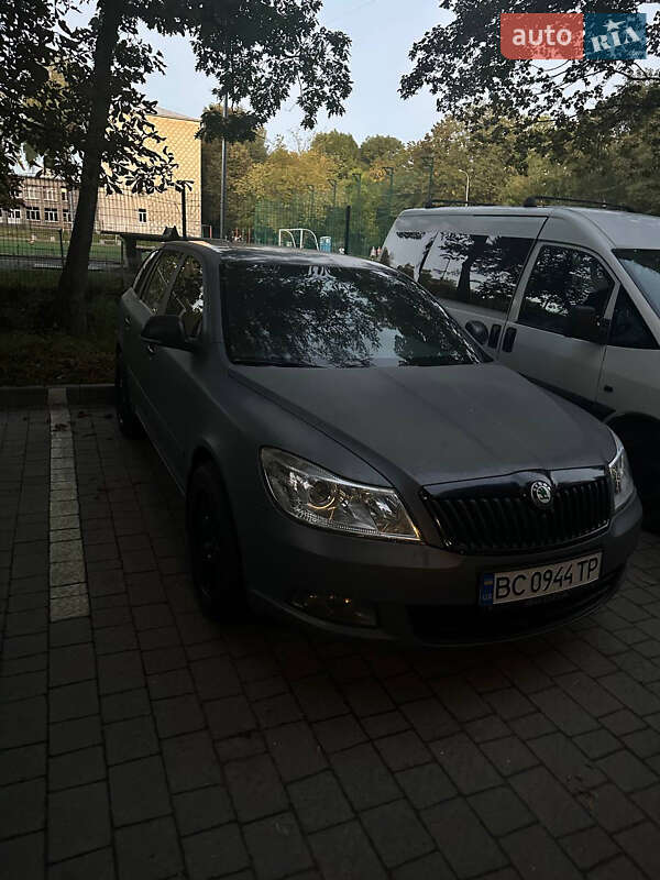 Skoda Octavia 2011