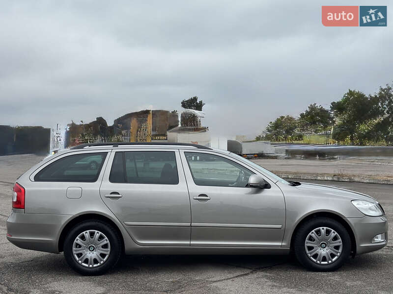 Универсал Skoda Octavia 2010 в Белой Церкви