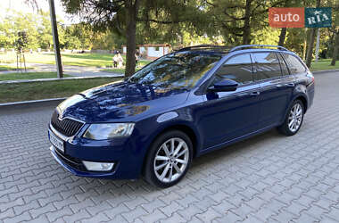 Универсал Skoda Octavia 2015 в 