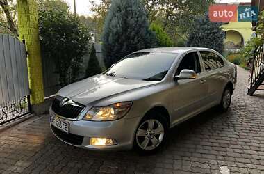 Лифтбек Skoda Octavia 2010 в 