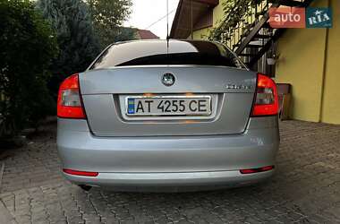 Лифтбек Skoda Octavia 2010 в 