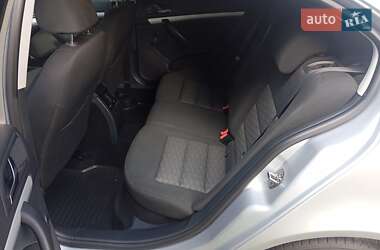 Лифтбек Skoda Octavia 2010 в 