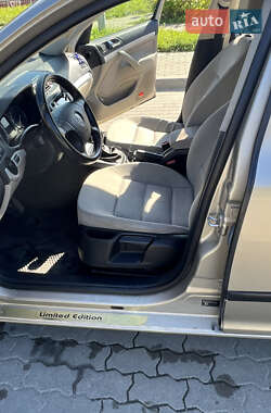 Универсал Skoda Octavia 2005 в 