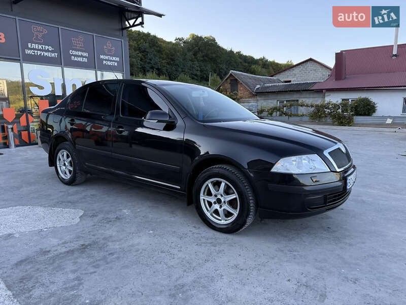 Лифтбек Skoda Octavia 2008 в Теребовле