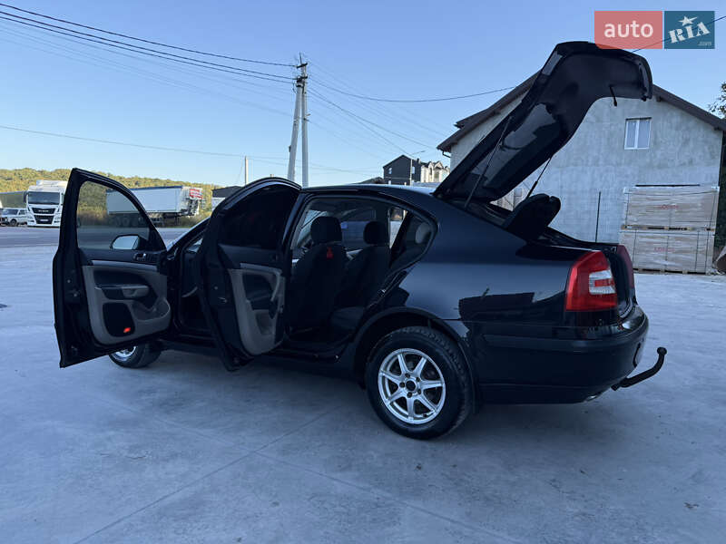 Лифтбек Skoda Octavia 2008 в Теребовле