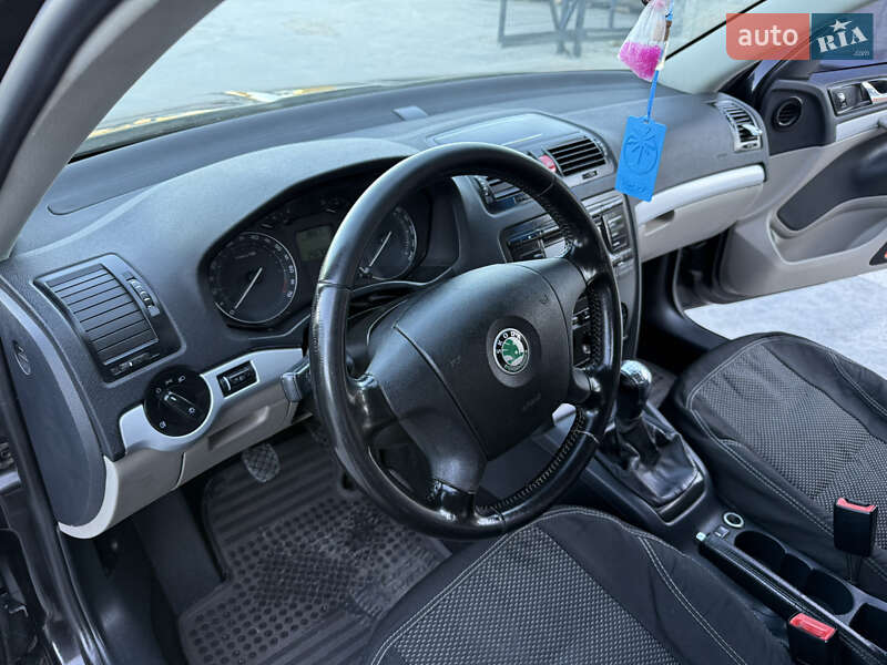 Лифтбек Skoda Octavia 2008 в Теребовле