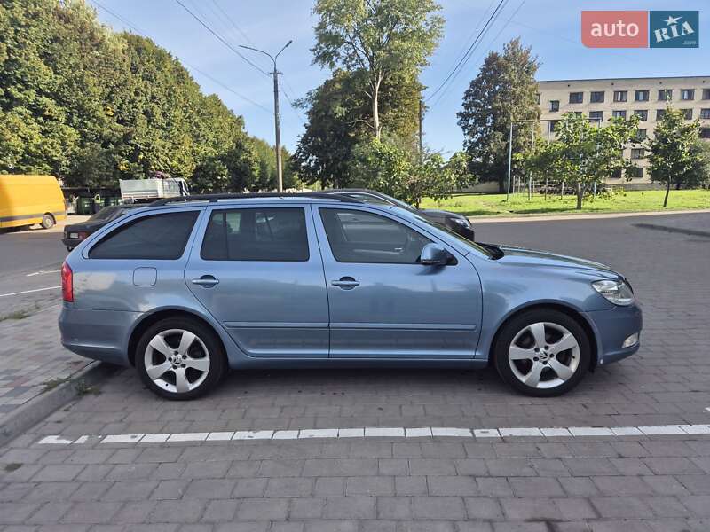 Универсал Skoda Octavia 2010 в Одессе