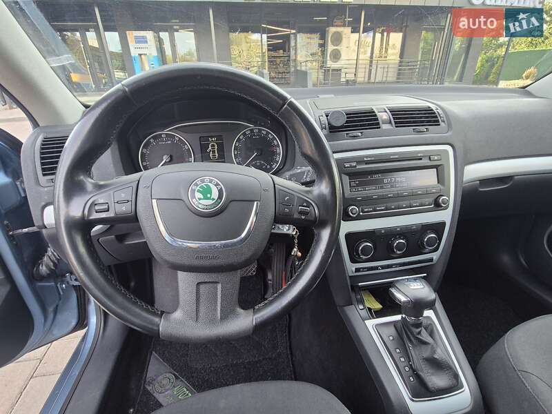 Универсал Skoda Octavia 2010 в Одессе