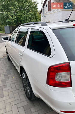 Универсал Skoda Octavia 2012 в 