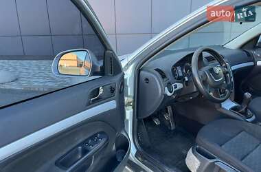 Лифтбек Skoda Octavia 2011 в 