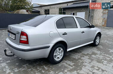 Лифтбек Skoda Octavia 2001 в 