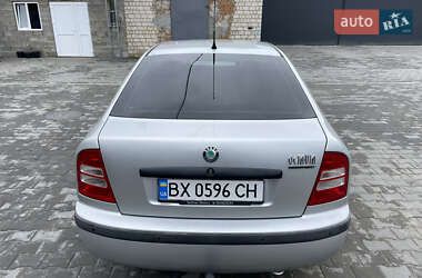 Лифтбек Skoda Octavia 2001 в 