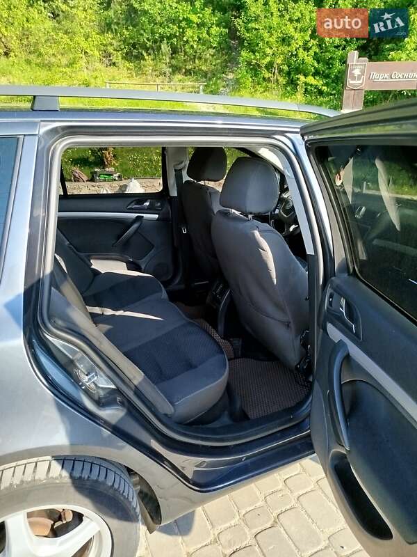 Универсал Skoda Octavia 2012 в Шумске
