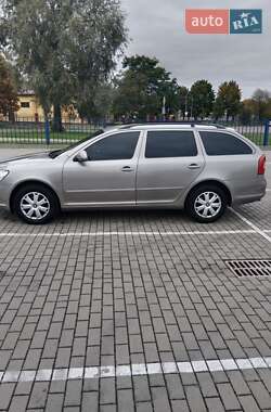 Универсал Skoda Octavia 2009 в 