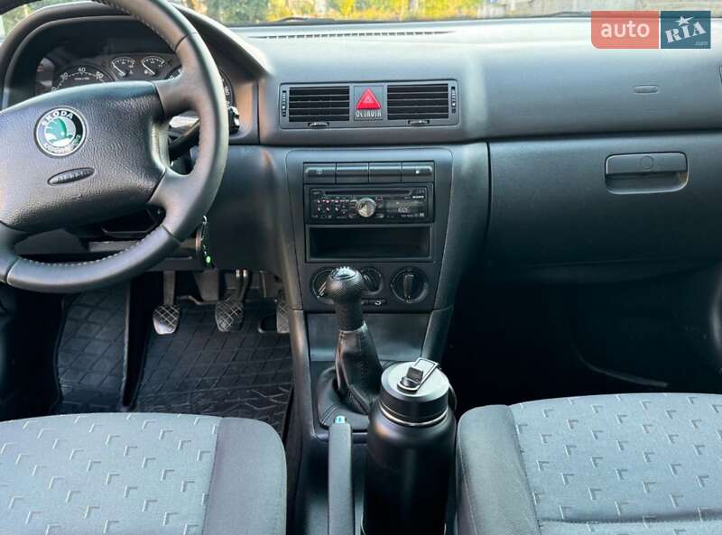 Лифтбек Skoda Octavia 2007 в Днепре