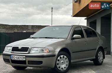 Лифтбек Skoda Octavia 2008 в 