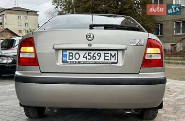 Лифтбек Skoda Octavia 2008 в 