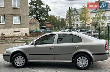 Лифтбек Skoda Octavia 2008 в 