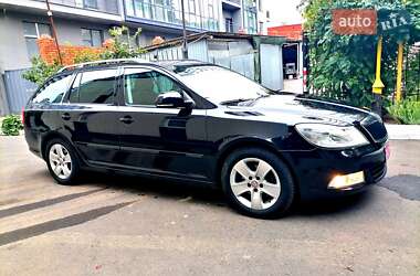 Универсал Skoda Octavia 2009 в 