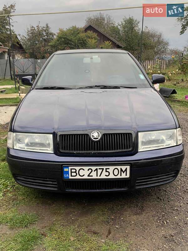 Лифтбек Skoda Octavia 2003 в 