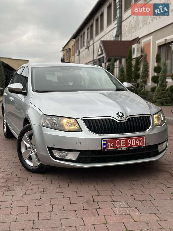 Лифтбек Skoda Octavia 2017 в Стрые