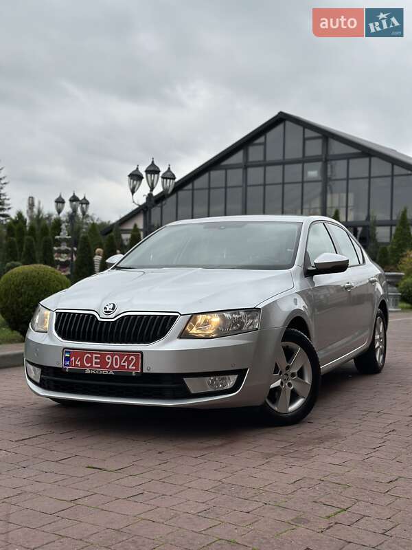 Лифтбек Skoda Octavia 2017 в Стрые