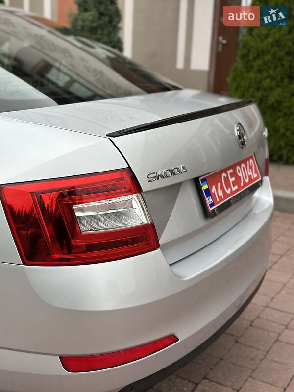 Лифтбек Skoda Octavia 2017 в Стрые