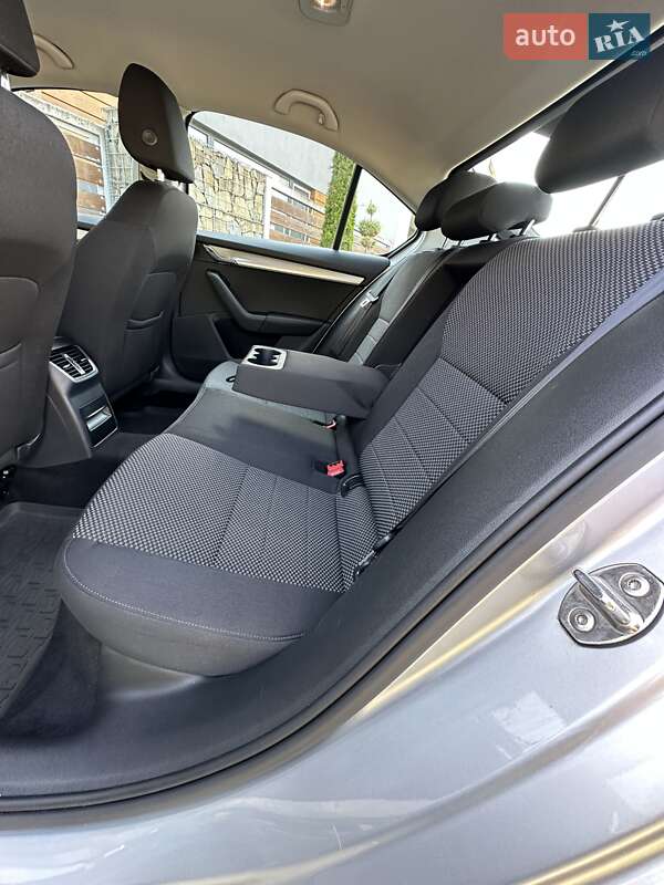 Лифтбек Skoda Octavia 2017 в Стрые