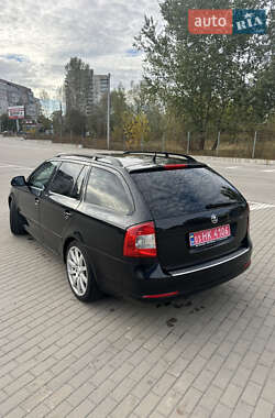 Универсал Skoda Octavia 2010 в 