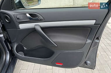 Универсал Skoda Octavia 2012 в 