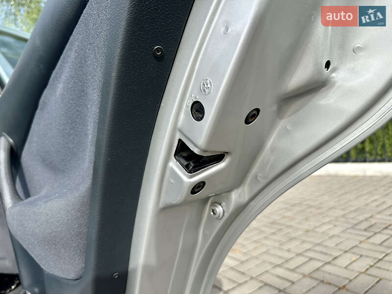 Лифтбек Skoda Octavia 2004 в Кропивницком