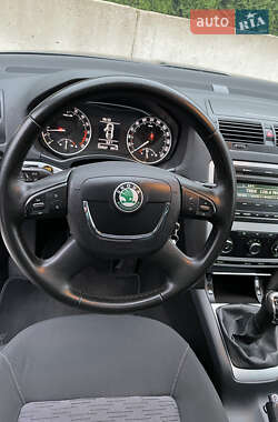 Универсал Skoda Octavia 2012 в 