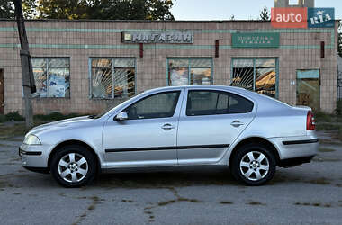 Лифтбек Skoda Octavia 2005 в 