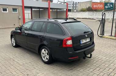 Універсал Skoda Octavia 2012 в 