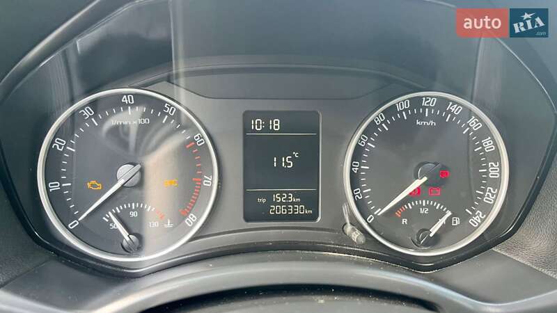 Лифтбек Skoda Octavia 2011 в Кропивницком фото 12 Лифтбек Skoda Octavia 2011 в Кропивницком