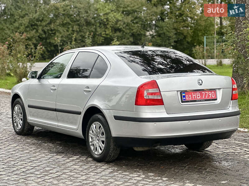 Лифтбек Skoda Octavia 2007 в Вознесенске