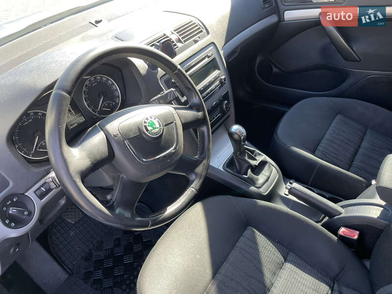 Лифтбек Skoda Octavia 2010 в Виноградове