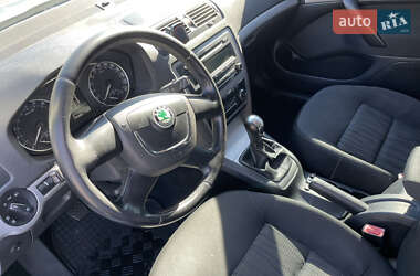 Лифтбек Skoda Octavia 2010 в 