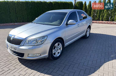Лифтбек Skoda Octavia 2010 в 