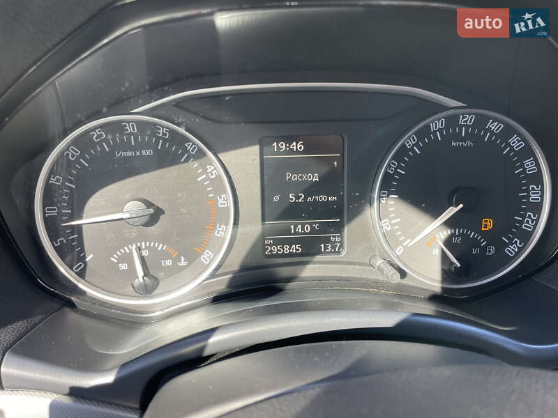 Лифтбек Skoda Octavia 2010 в Виноградове