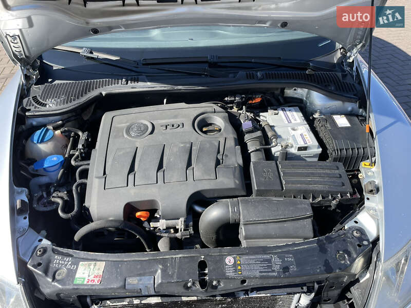 Лифтбек Skoda Octavia 2010 в Виноградове