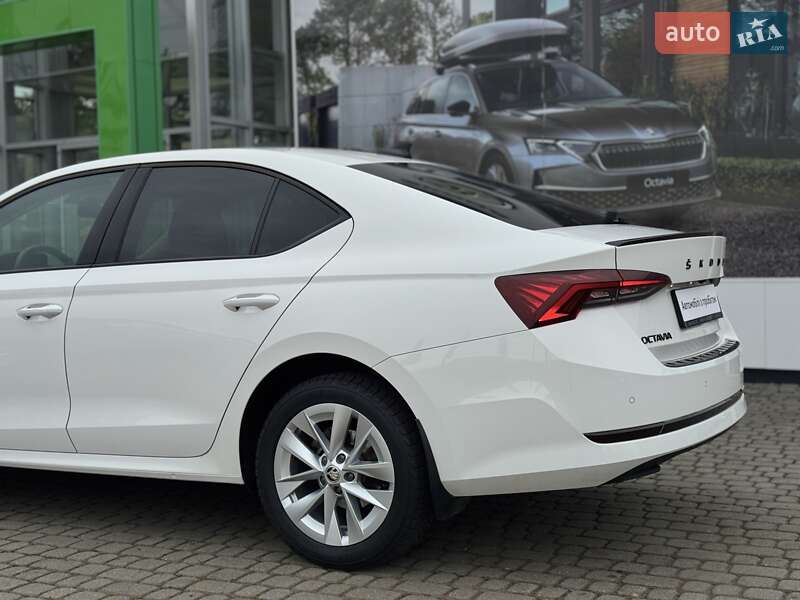 Лифтбек Skoda Octavia 2023 в Мукачево